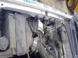 1998 TOYOTA 4RUNNER SILVER SR5 3.4L,AT,4WD.  Z24893